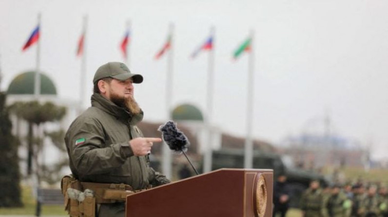 حاكم “الشيشان” الروسية يقر بخسائر فادحة بين صفوف وحدته في أوكرانيا
